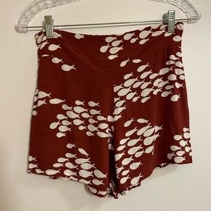 Ava Sky (Fighting Eel) Rust Fish Print Shorts